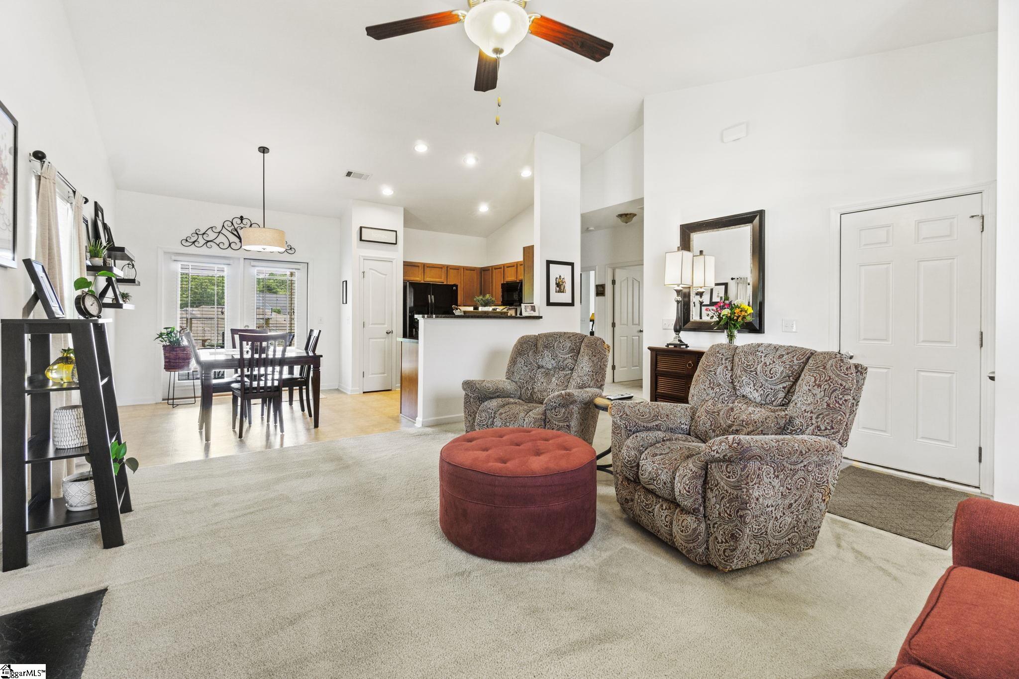224 Riverdale Road Simpsonville, SC 29680 - Photo 5 of 25 Gallery Image 5