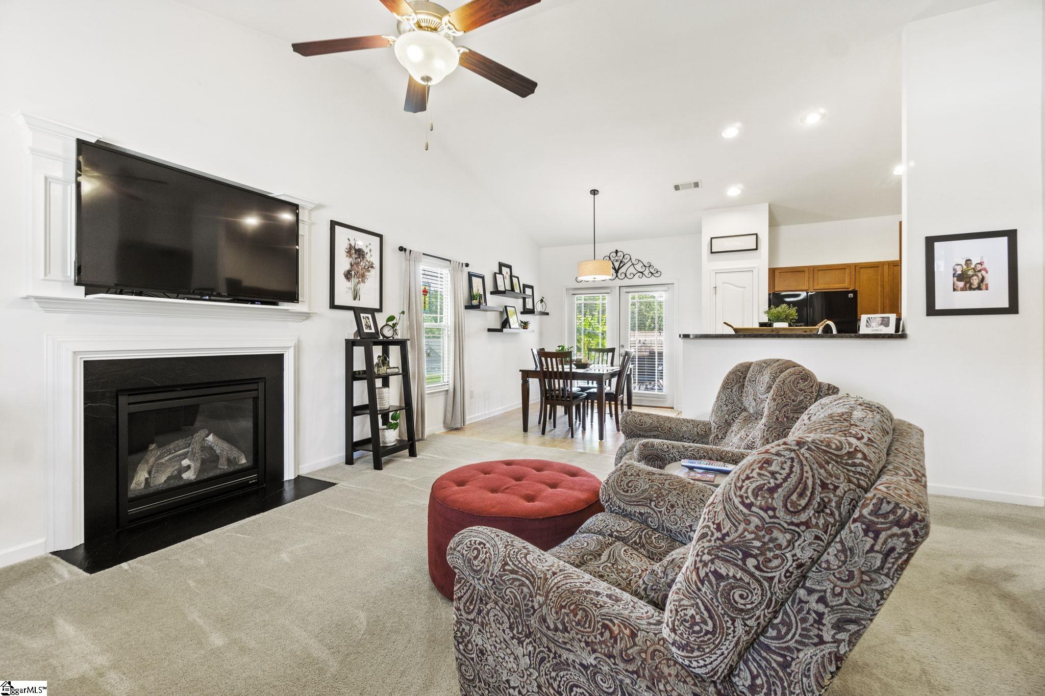 224 Riverdale Road Simpsonville, SC 29680 - Photo 6 of 25 Gallery Image 6