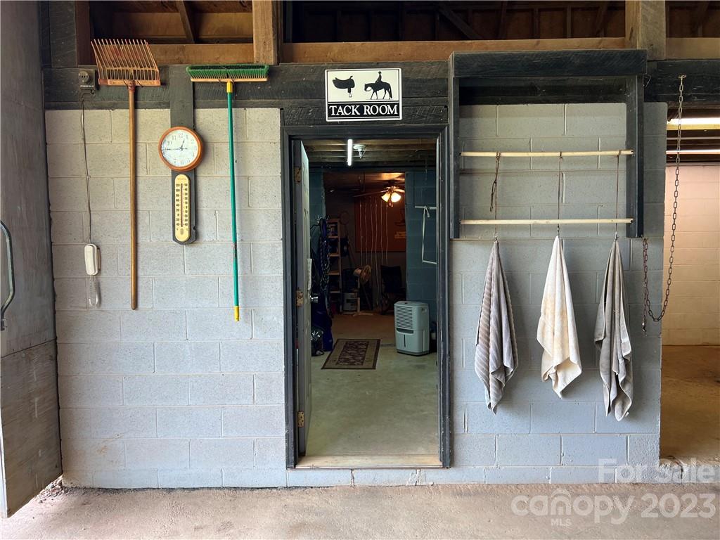 4338 Calico Road Lenoir, NC 28645 - Photo 31 of 48 Gallery Image 31