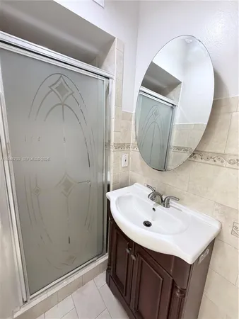 $2,400 | 527 West 68th Street, Unit 1, Hialeah, FL 33014