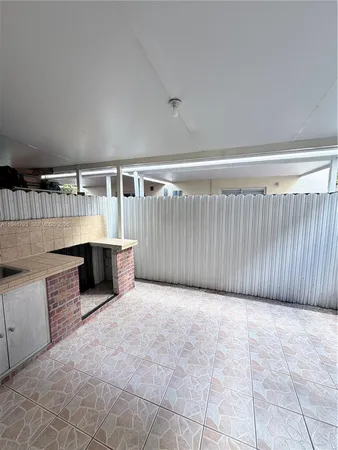 $2,400 | 527 West 68th Street, Unit 1, Hialeah, FL 33014