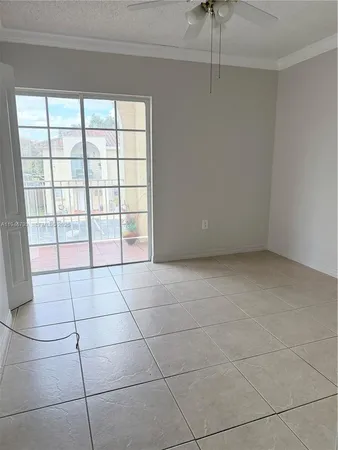 $2,400 | 527 West 68th Street, Unit 1, Hialeah, FL 33014