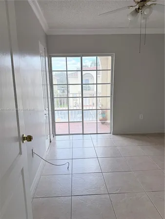 $2,400 | 527 West 68th Street, Unit 1, Hialeah, FL 33014