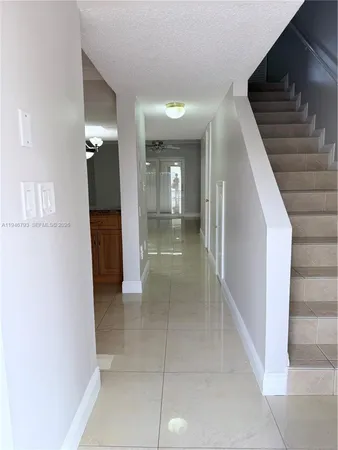 $2,400 | 527 West 68th Street, Unit 1, Hialeah, FL 33014