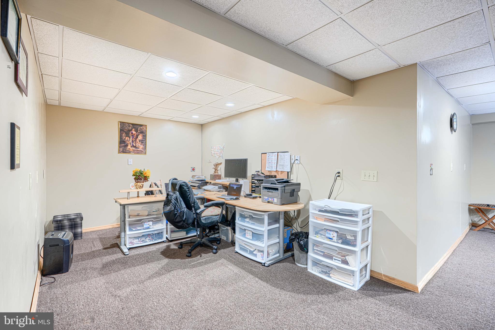 9405 Perglen Road Nottingham, MD 21236 - Photo 25 of 36 a view of a workspace with furniture