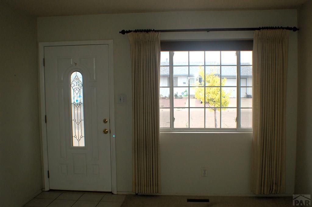 1812 Mohawk Road Pueblo, CO 81001 - Photo 4 of 21 Gallery Image 4