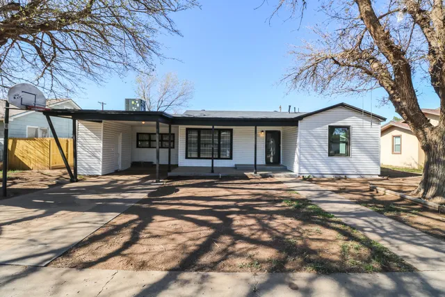 $182,000 | 303 East 15th Street, Littlefield, TX 79339