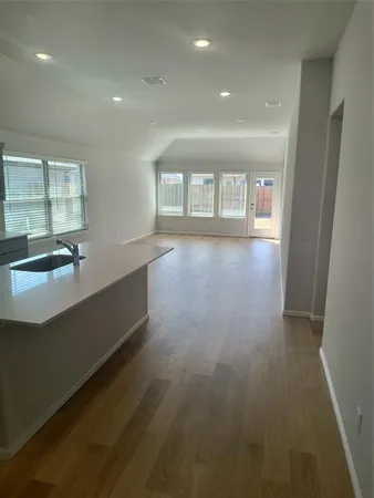 $1,995 | 355 Lost Crk Trail, Greenville, TX 75402