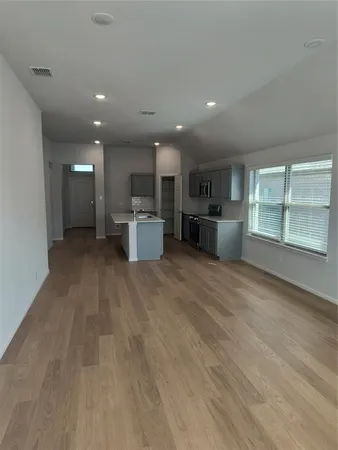 $1,995 | 355 Lost Crk Trail, Greenville, TX 75402