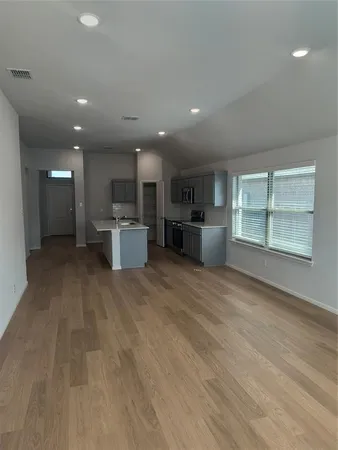 $1,995 | 355 Lost Crk Trail, Greenville, TX 75402