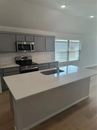 $1,995 | 355 Lost Crk Trail, Greenville, TX 75402