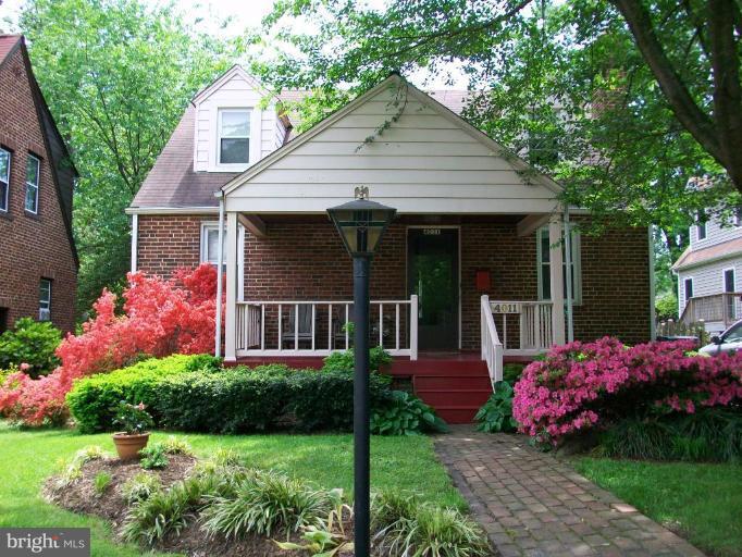 4011 Tennyson Road University Park, MD 20782 - Photo 1 of 26 Exterior (Main)