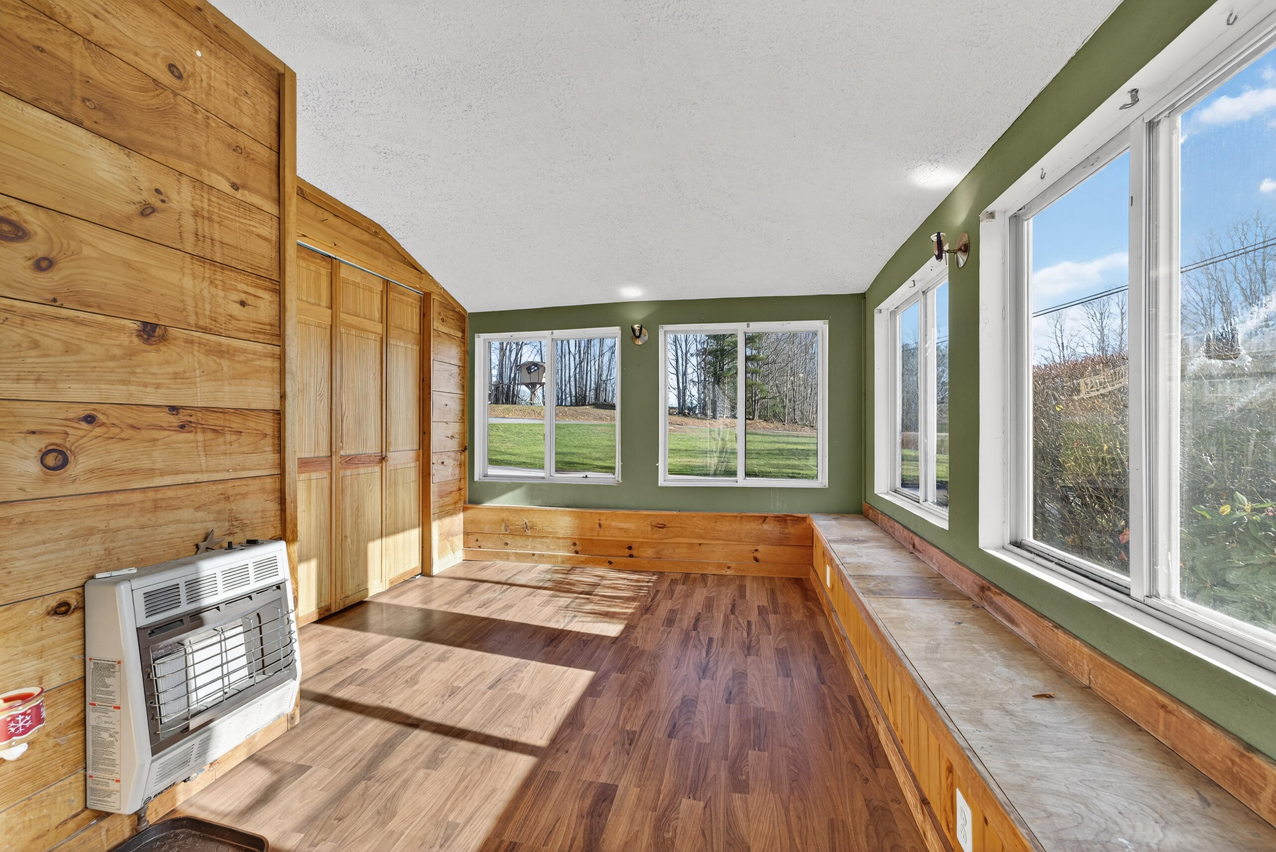 259 South Belfast Avenue Augusta, ME 04330 - Photo 22 of 41 DSC00180