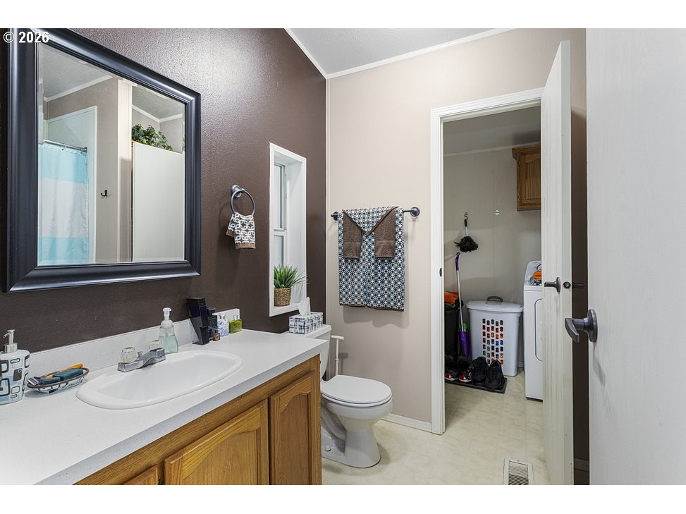 16755 South Livesay Road Oregon City, OR 97045 - Photo 19 of 38