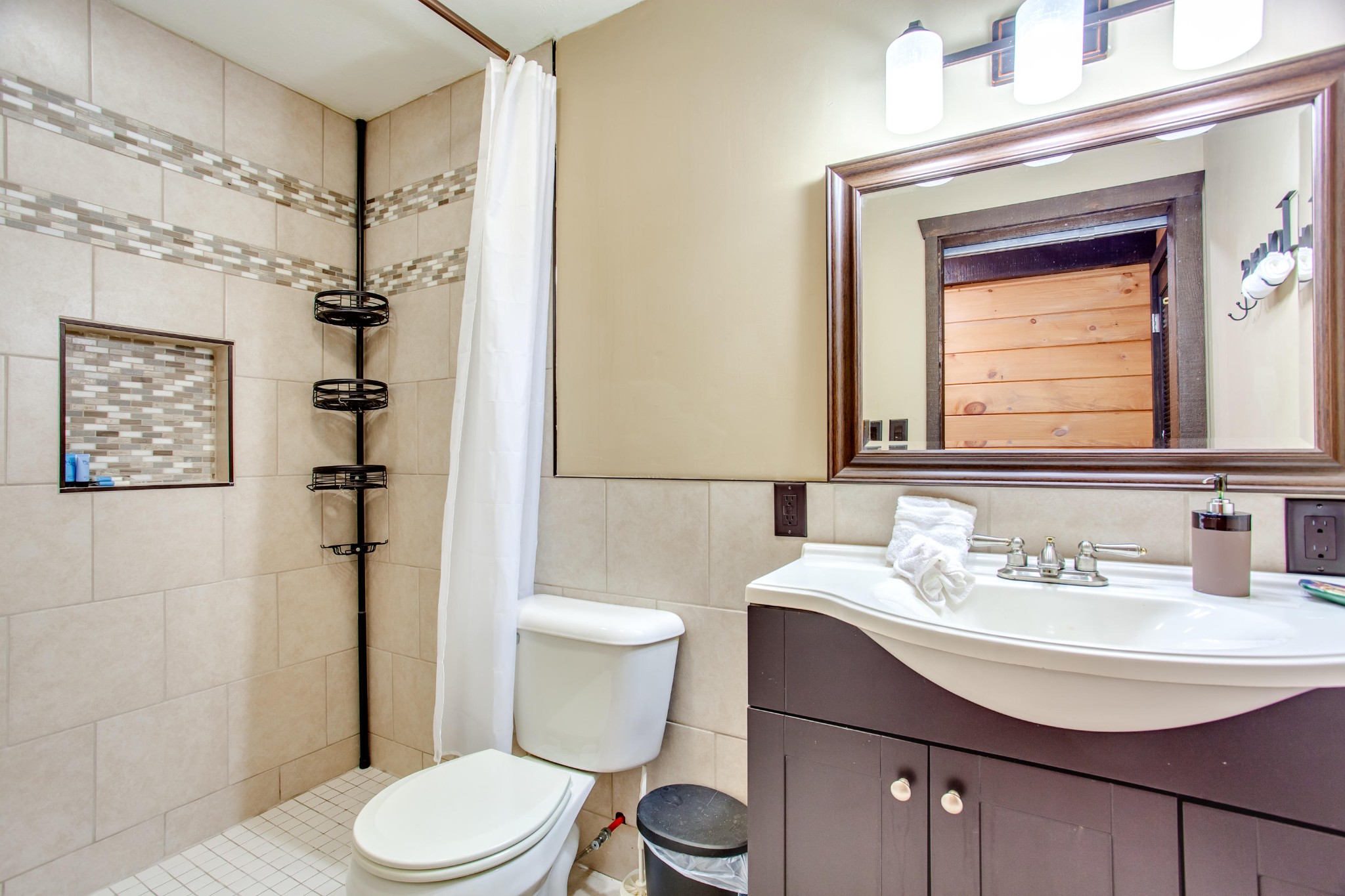 3769 Thomas Cross Road Sevierville, TN 37876 - Photo 29 of 40 a bathroom with a sink toilet and shower