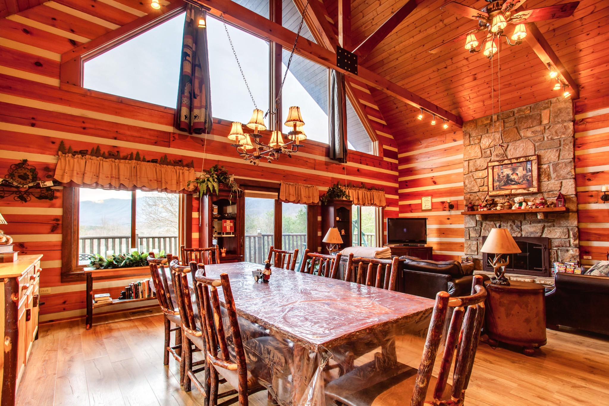 3769 Thomas Cross Road Sevierville, TN 37876 - Photo 8 of 40 a view of a dinning table and chairs in the patio