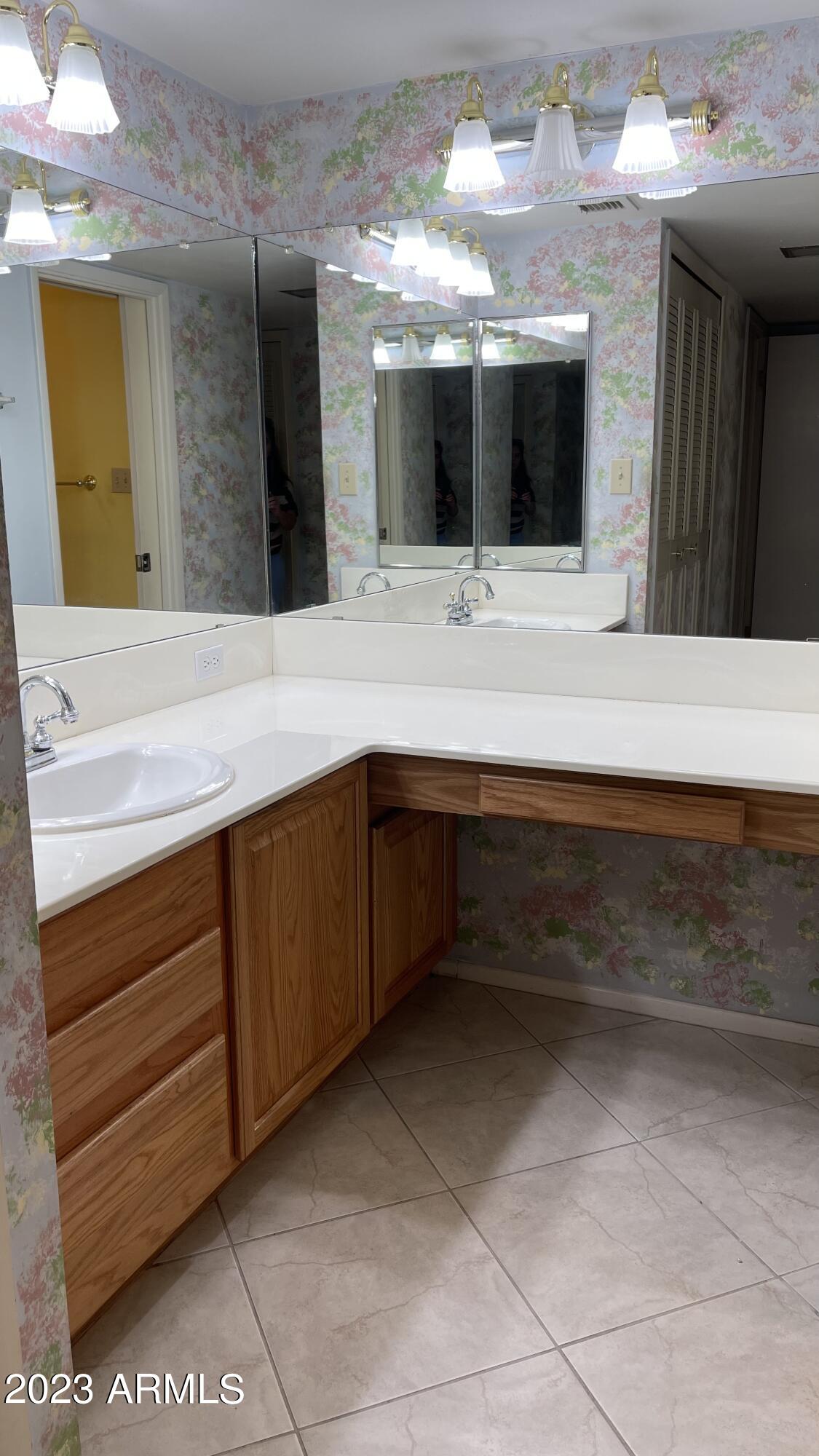 7738 East Chaparral Road Scottsdale, AZ 85250 - Photo 13 of 34 Primary bath