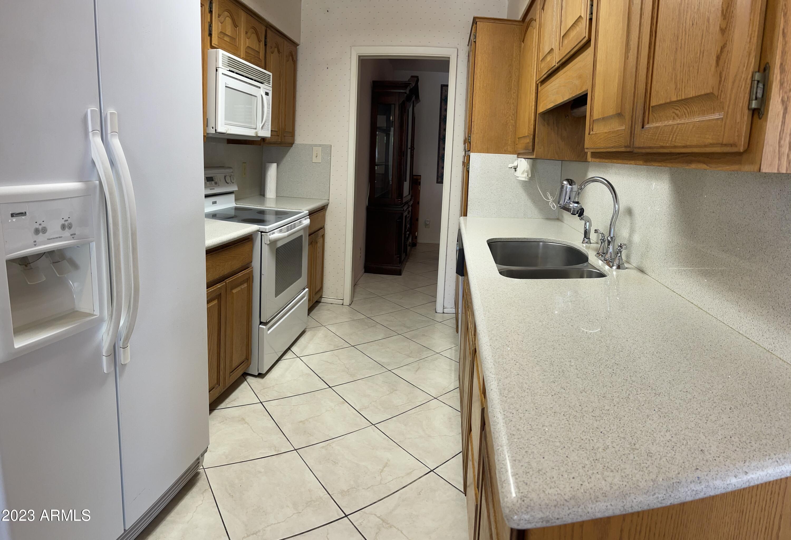 7738 East Chaparral Road Scottsdale, AZ 85250 - Photo 7 of 34 Kitchen