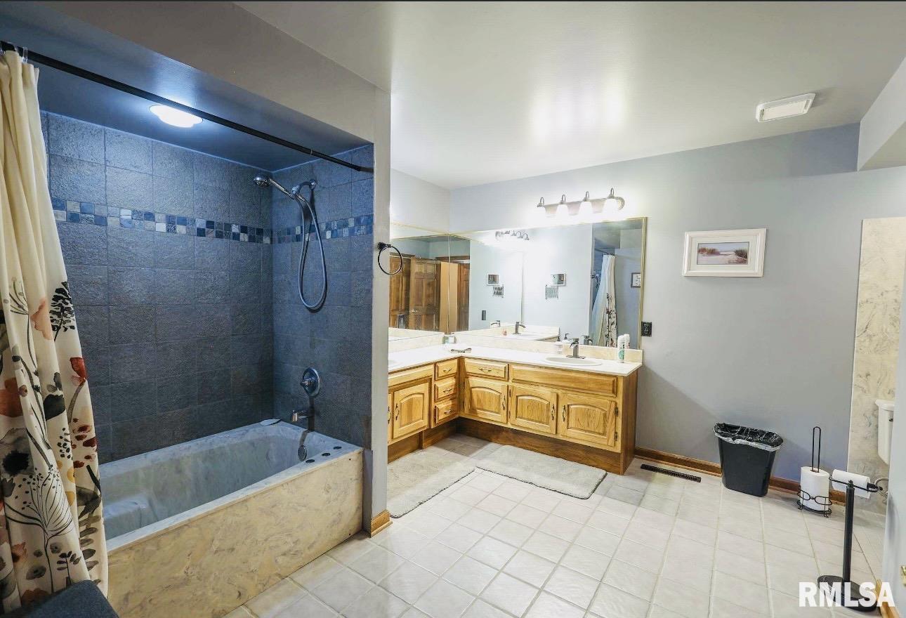 12299 Pebble Point Road Marion, IL 62959 - Photo 28 of 48 Gallery Image 28