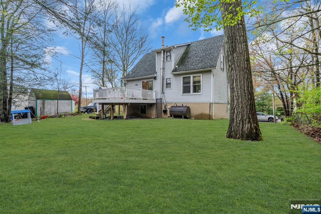 140 Papscoe Road West Milford, NJ 07421 - Photo 44 of 47