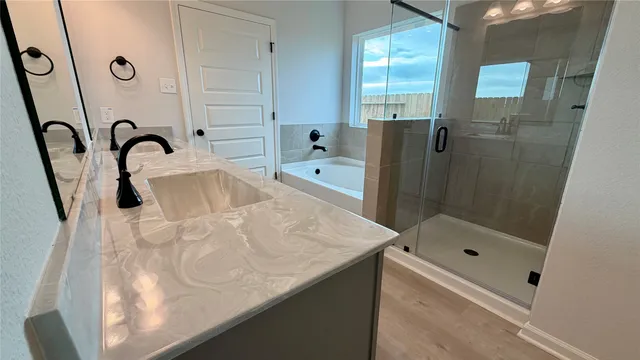 $3,400 | 3418 Lago Norence Drive, Manvel, TX 77578