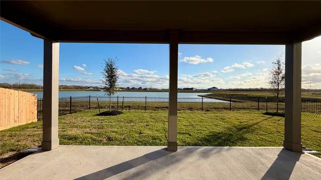 $3,400 | 3418 Lago Norence Drive, Manvel, TX 77578