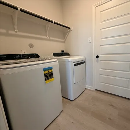 $3,200 | 3418 Lago Norence Drive, Manvel, TX 77578