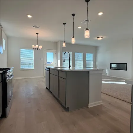 $3,200 | 3418 Lago Norence Drive, Manvel, TX 77578