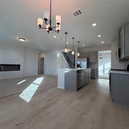 $3,200 | 3418 Lago Norence Drive, Manvel, TX 77578