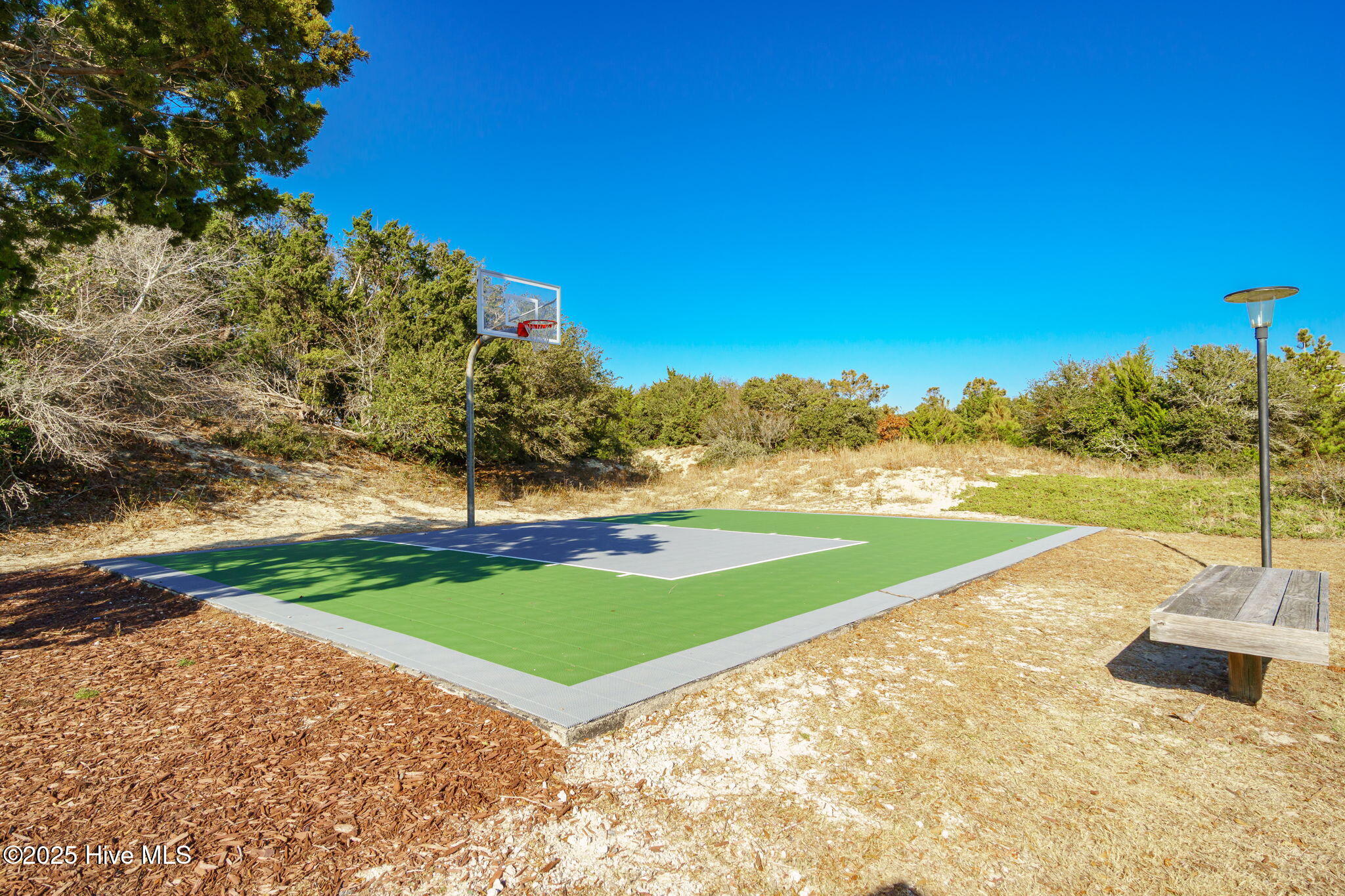 10300 Coast Guard Road, Unit C103 POINT EMERALD VILLAS Emerald Isle, NC 28594 - Photo 40 of 44 Basketball court