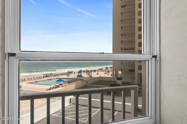 $3,000 | 3047 South Atlantic Avenue, Unit B020, Daytona Beach, FL 32118