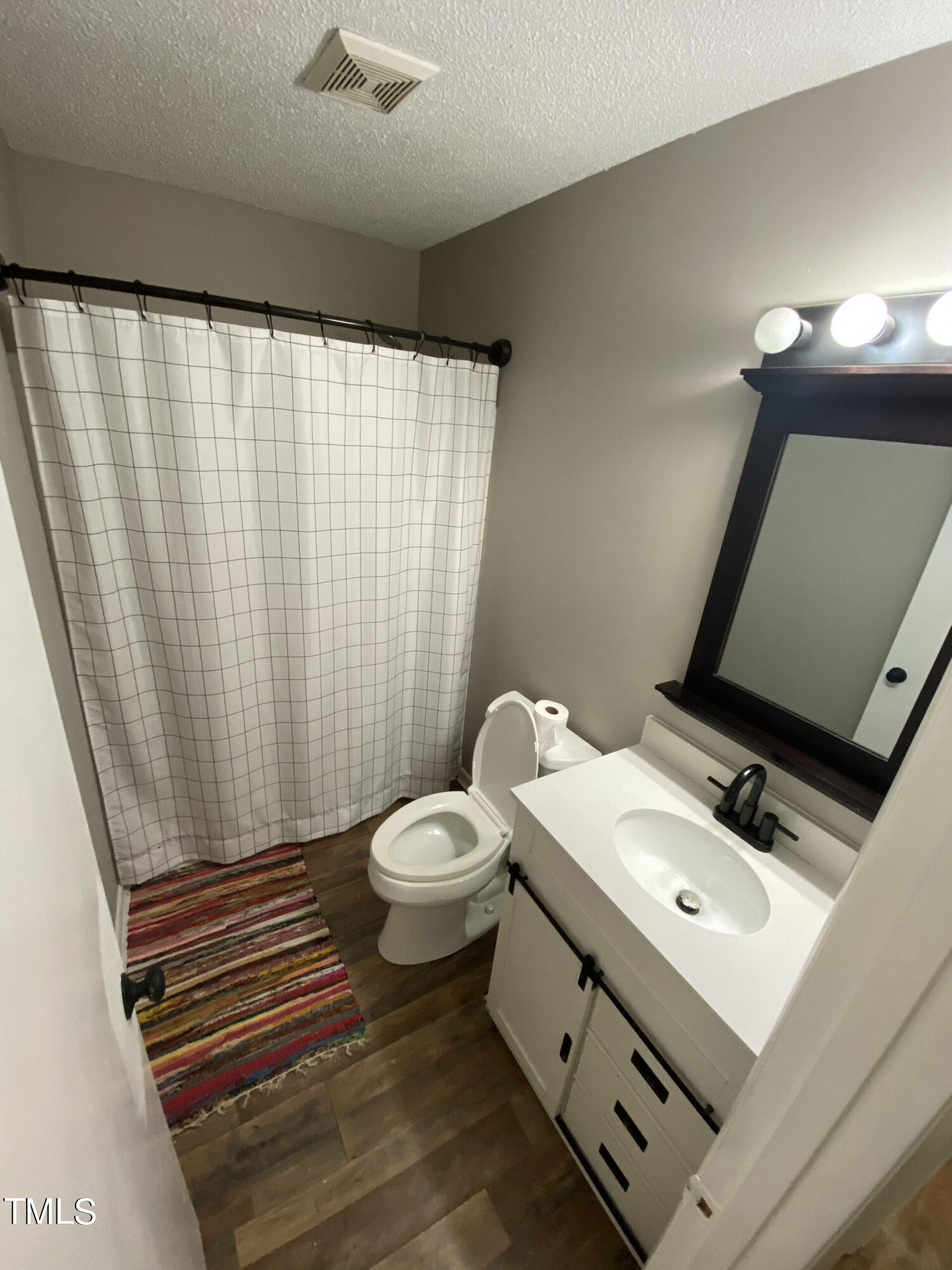 5922 Farm Gate Road Raleigh, NC 27606 - Photo 12 of 18 5922FarmGateRoad_45622_12