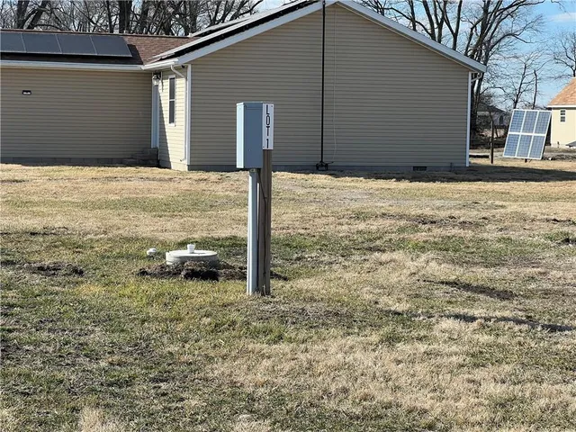 $325,000 | 713-711 Vine Street, Burlington Junction, MO 64428