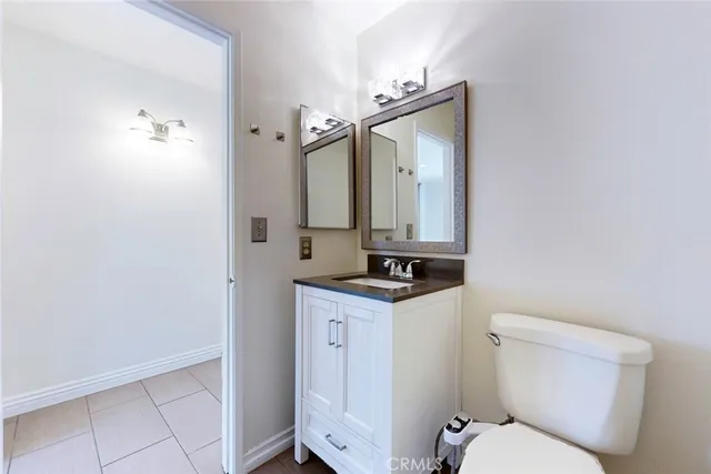 $549,999 | 10504 Sunland Boulevard, Unit 5, Sunland, CA 91040