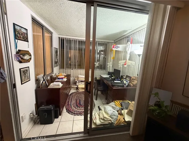 $469,000 | 5301 Balboa Boulevard, Unit F2, Encino, CA 91316