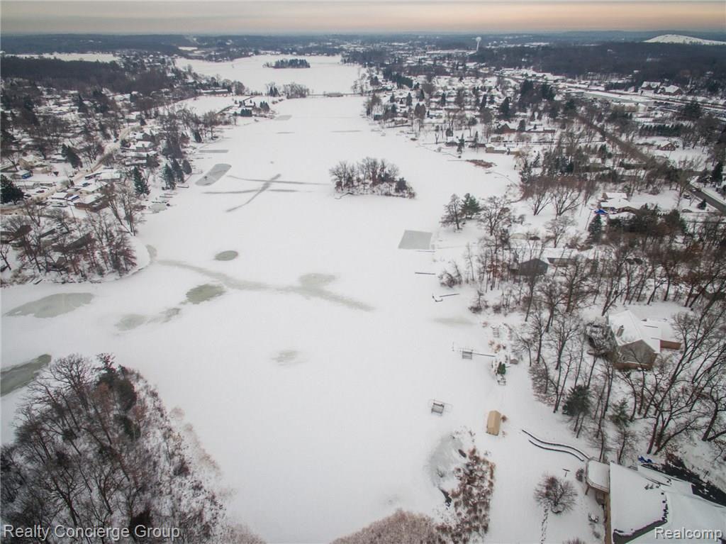2599 South Hacker Road Brighton, MI 48114 - Photo 37 of 39 hacker drone-25.jpg