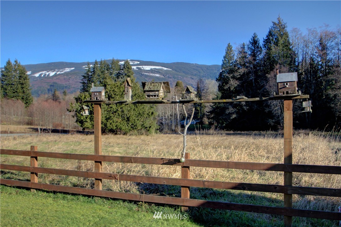 22272 Grip Road Sedro-Woolley, WA 98284 - Photo 2 of 24 Gallery Image 2