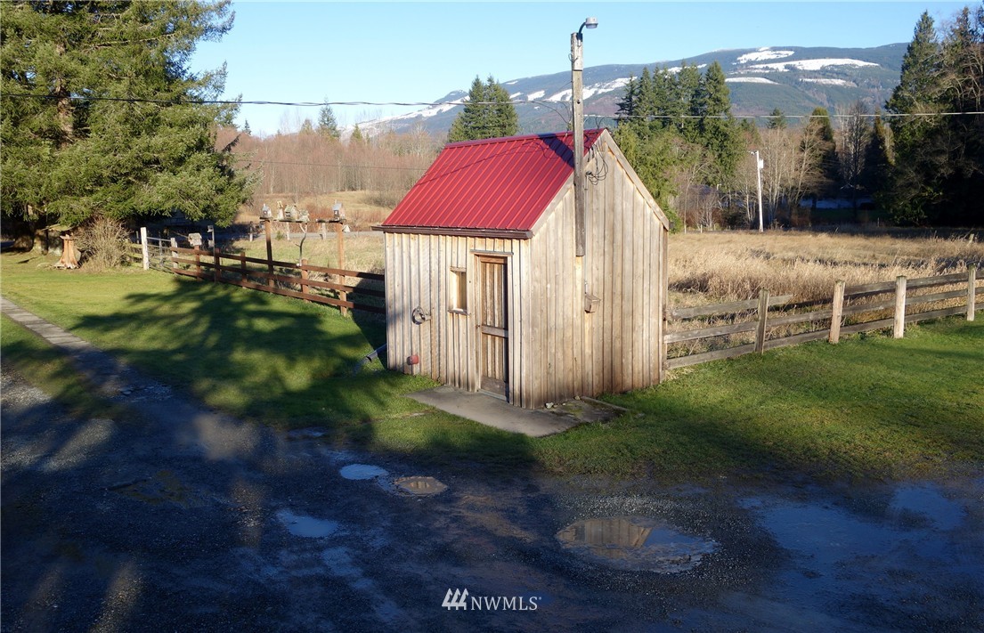 22272 Grip Road Sedro-Woolley, WA 98284 - Photo 15 of 24 Gallery Image 15