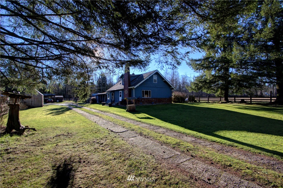 22272 Grip Road Sedro-Woolley, WA 98284 - Photo 4 of 24 Gallery Image 4