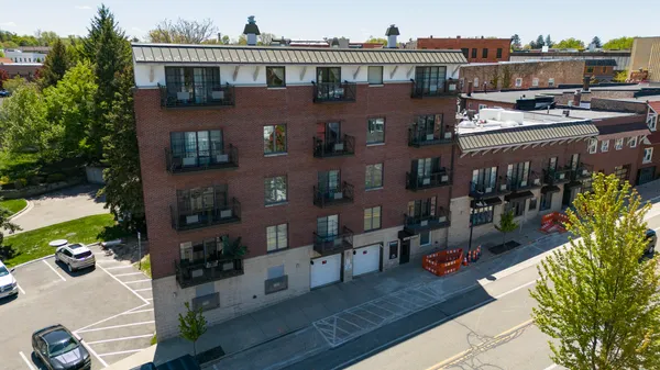 $475,000 | 516 Williams Street, Unit 5, South Haven, MI 49090