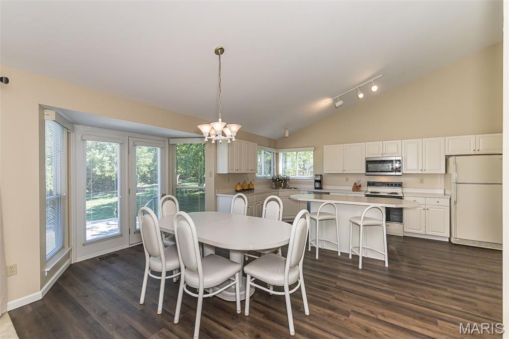 16117 Copper Ridge Court Wildwood, MO 63040 - Photo 12 of 30