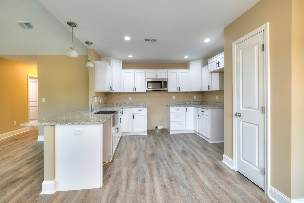 213 South Hampton Street Pinewood, SC 29125 - Photo 22 of 31 Gallery Image 22