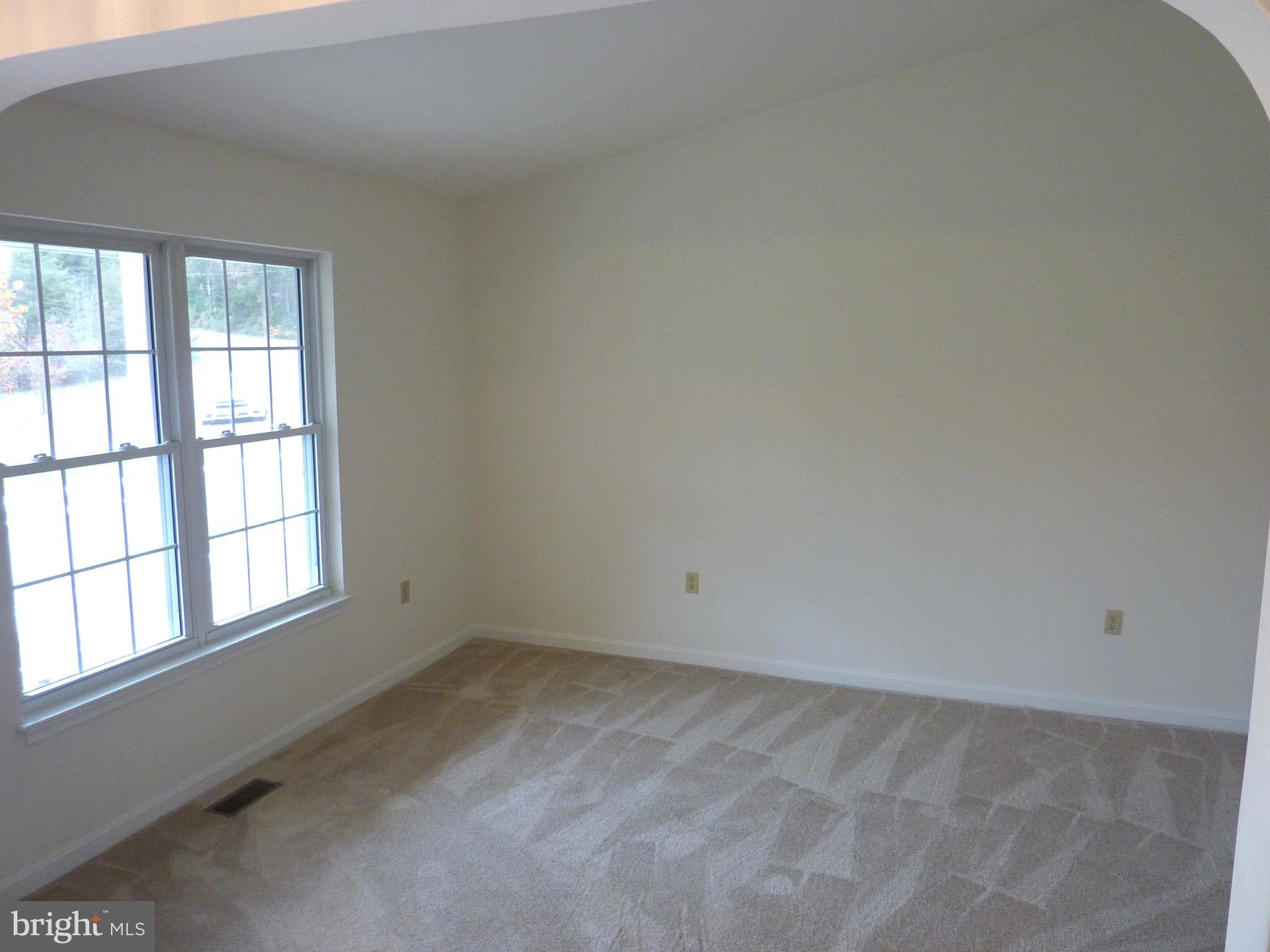 23821 Batna Road Lignum, VA 22726 - Photo 8 of 30 Living Room