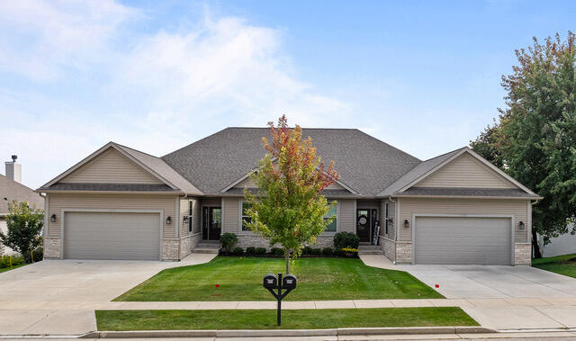 Investment Opportunity! 2 beautifully appointed units in the highly desirable Stone Ridge subdivision
Public (Primary)