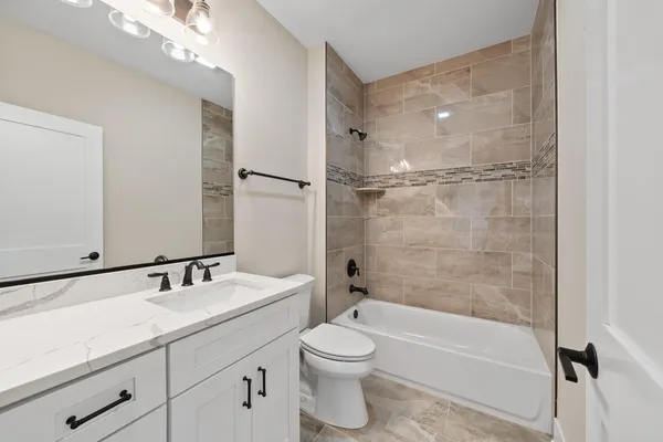 $1,470,000 | 460 Stone Ridge Drive, Unit 480, Lake Geneva, WI 53147