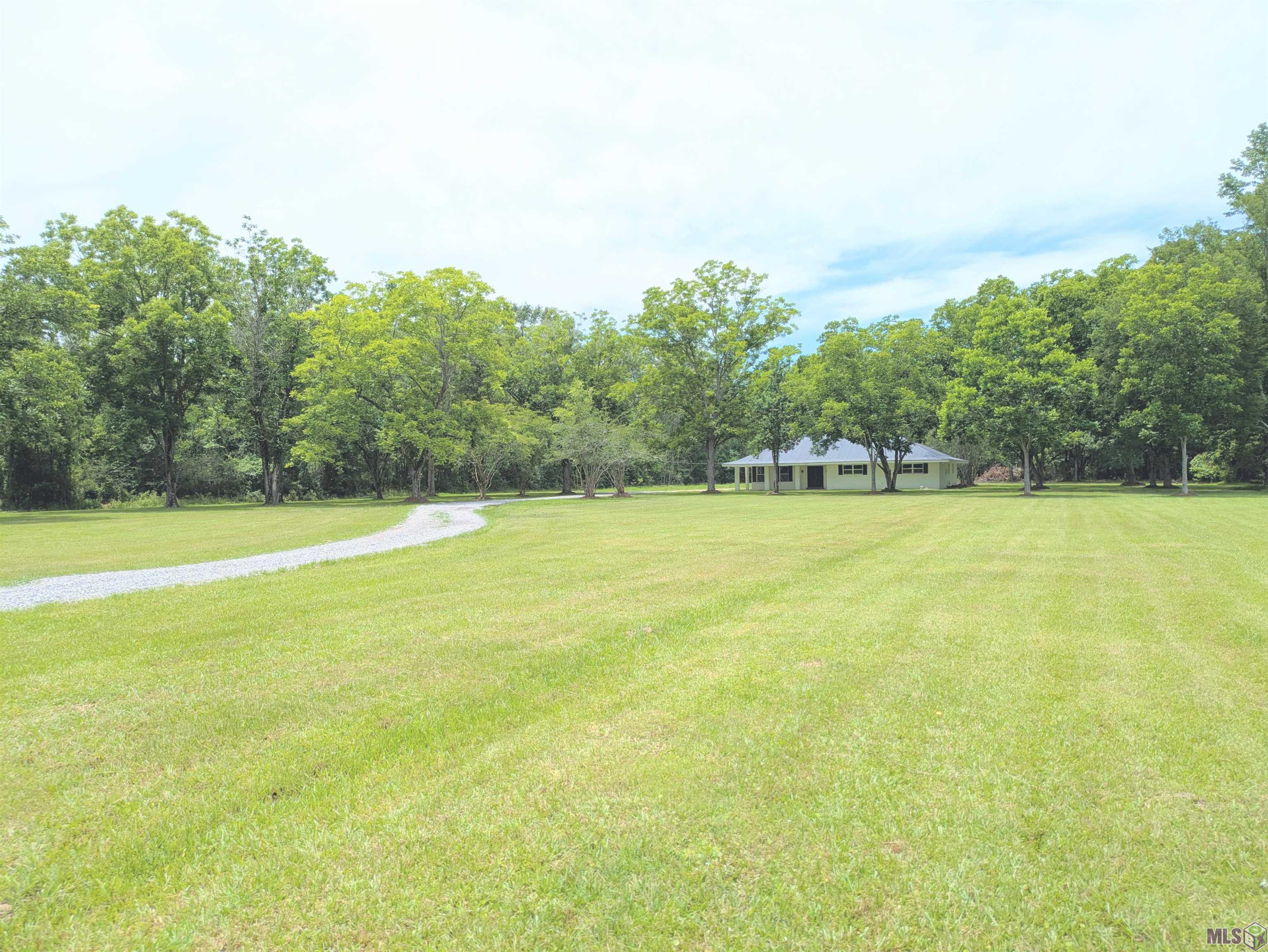 15857 Brown Road Baker, LA 70714 - Photo 1 of 30 Gallery Image 1