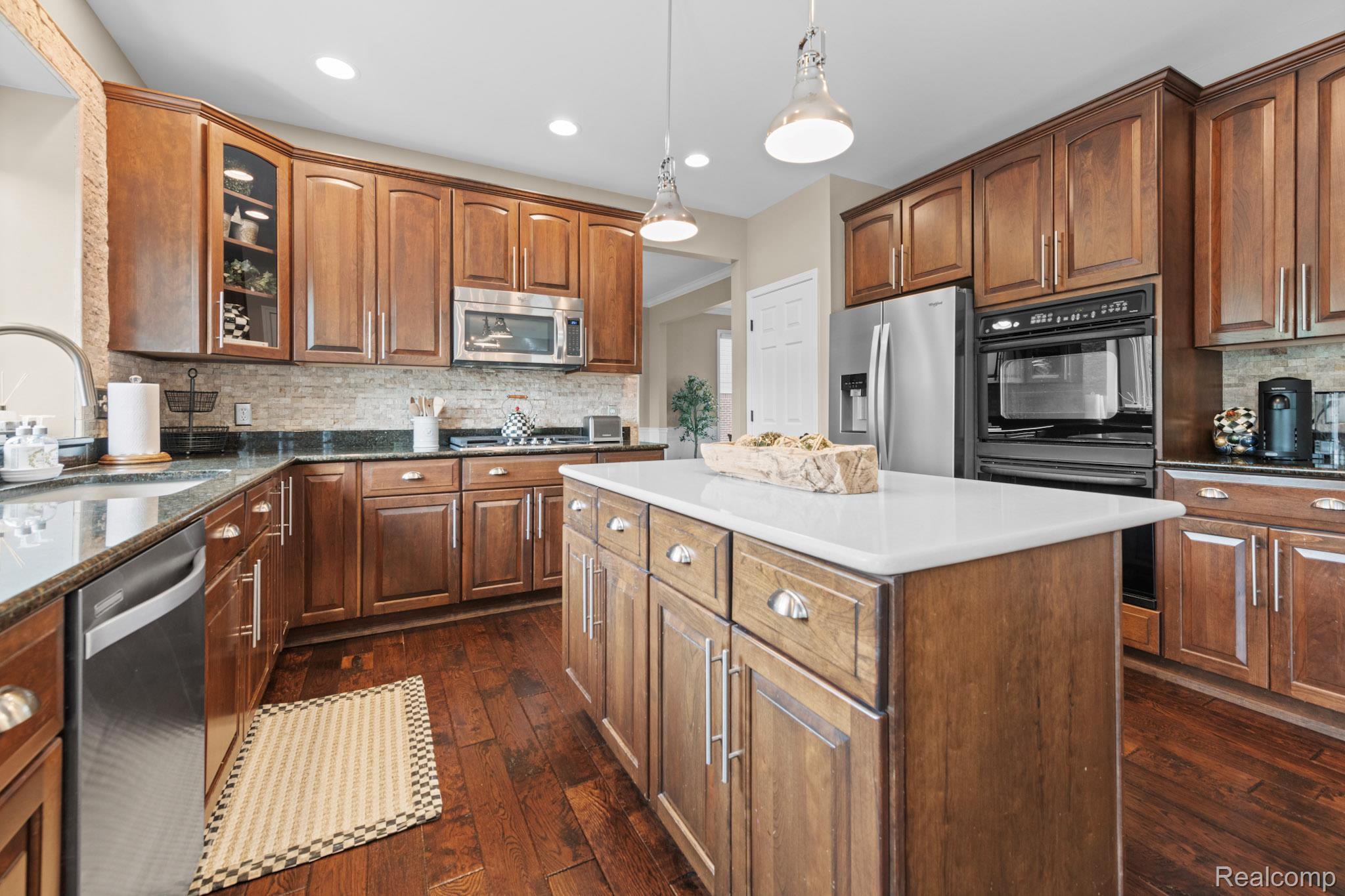 1476 Werth Drive Rochester, MI 48306 - Photo 15 of 55 Kitchen