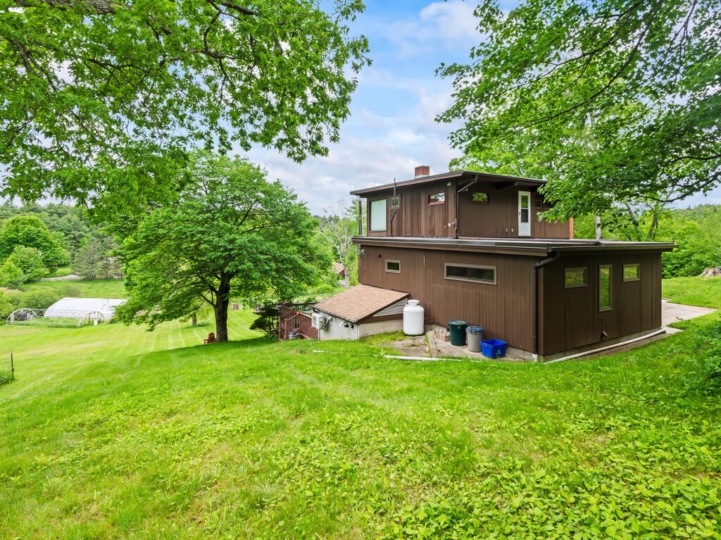 50 Little Rest Road Brimfield, MA 01010 - Photo 36 of 42