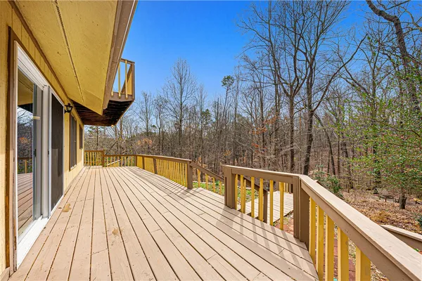 $315,000 | 251 Cherokee Drive, Fair Play, SC 29643