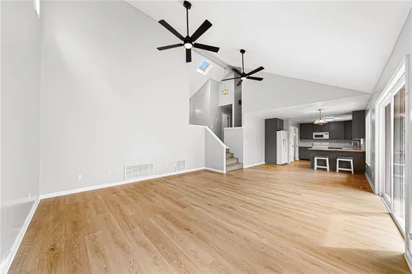 $315,000 | 251 Cherokee Drive, Fair Play, SC 29643